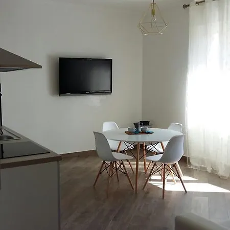 Literary House Apartment Lido di Ostia